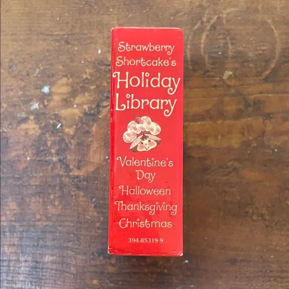 Vintage Strawberry Shortcake Holiday Library 4 Book Set - Picture 6 of 7